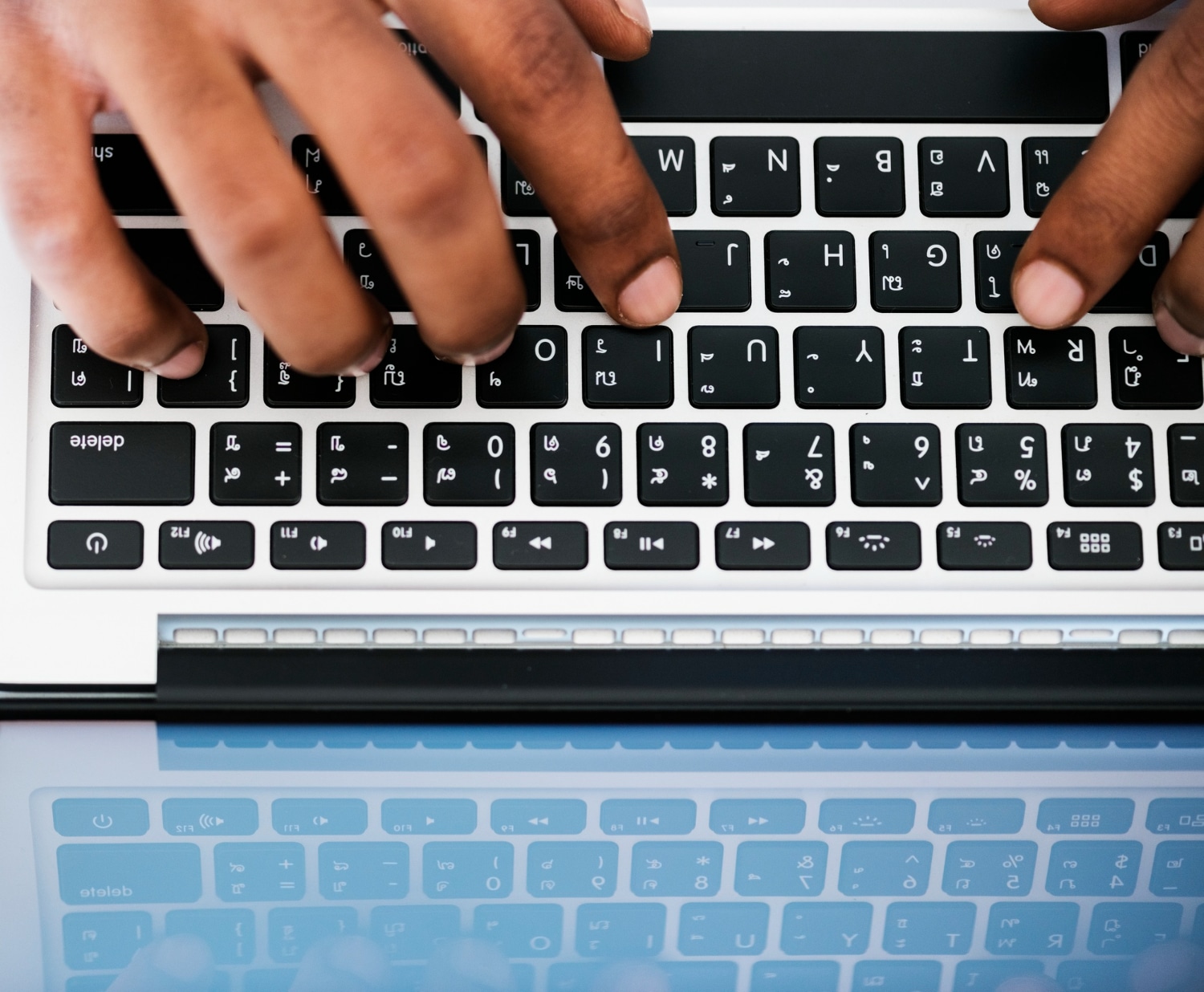 Barra Reta Teclado: O que é e como usá-la?
