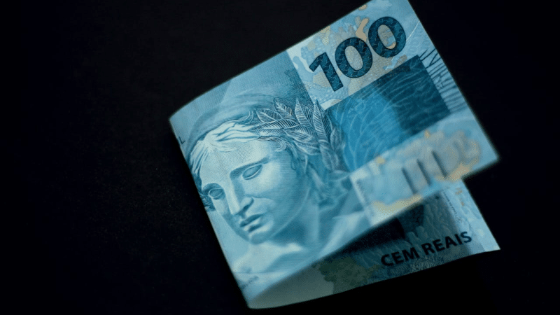 Salário mínimo em 2025: confira o valor do salário bruto e após os descontos