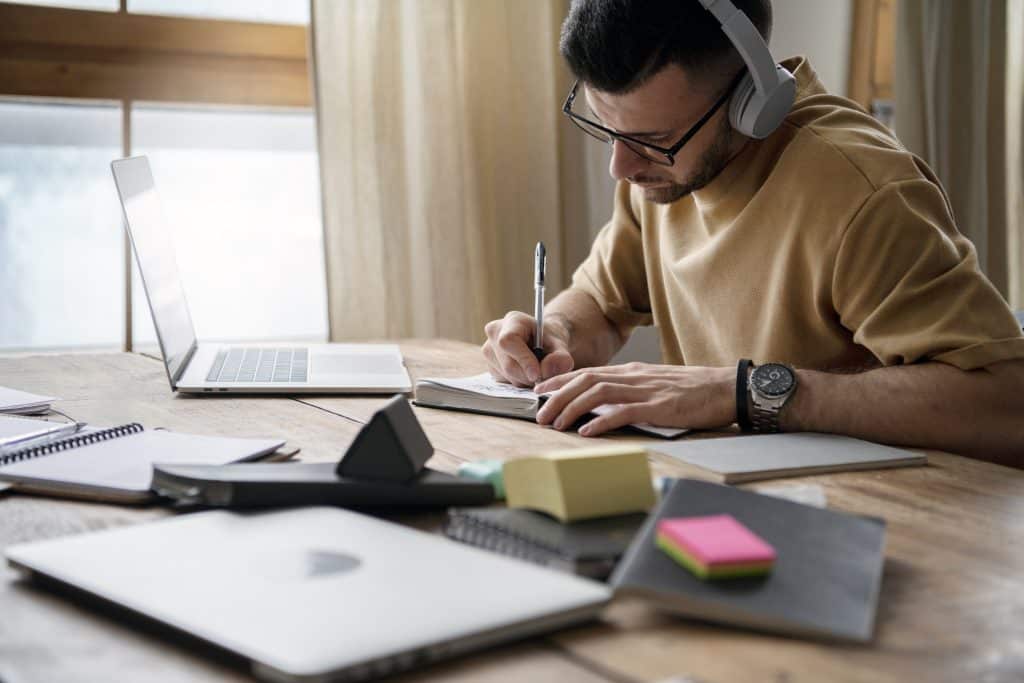  Como a tecnologia pode potencializar a rotina de estudos em medicina?