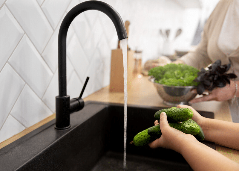 Como escolher a torneira ideal para sua cozinha ou banheiro