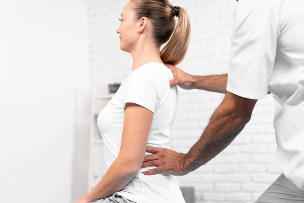 Qual a melhor fisioterapia para dor lombar?